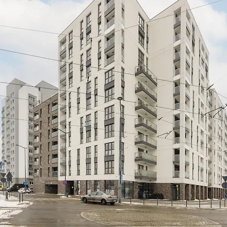 White & Gold Marble Fabryczna By Renters Apartment *