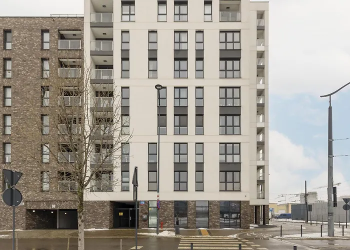 شقة White & Gold Marble Fabryczna By Renters وودج