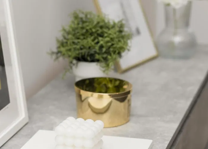 White & Gold Marble Fabryczna By Renters *